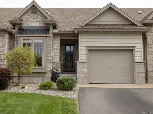 29 Camden Ln, Fredericton, NB E3G 0E5