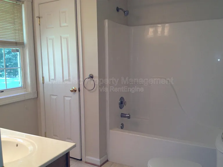 26327 Hill Rd — Photo 36