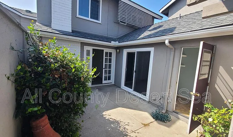 6691 Moselle Cir — Photo 4