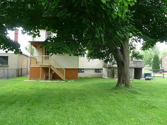 2nd image of 36 School St