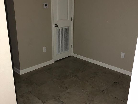 3rd image of 1110 Seville Ave #A