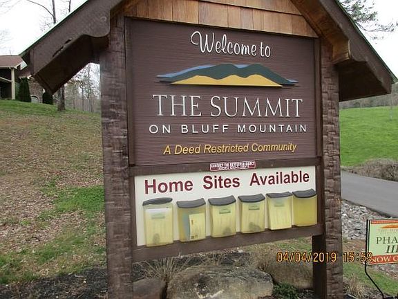 2nd image of Summit Trails Dr
