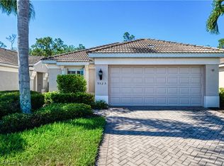9525 Hemingway Ln, Fort Myers, FL 33913