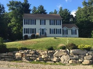 18 Barberry St, Hooksett, NH 03106