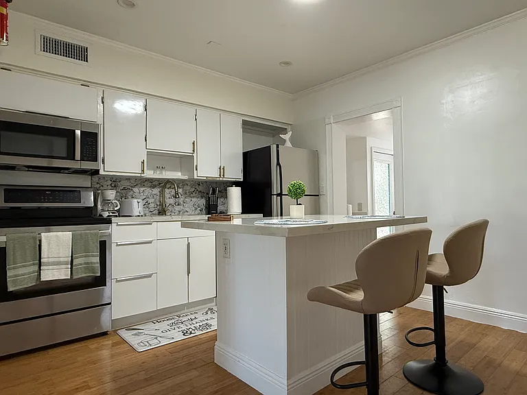 1413 SW 23rd Ave #2 — Photo 15