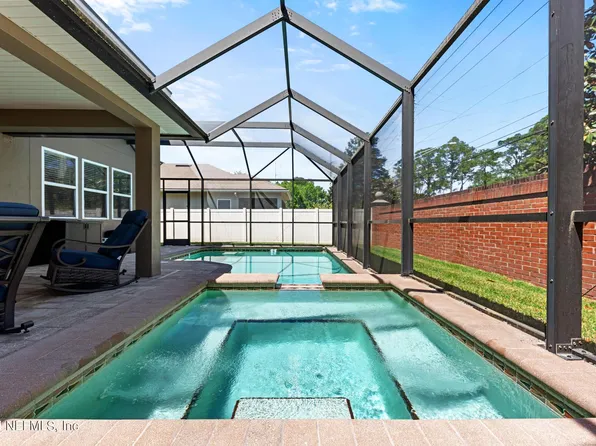 4663 SILVERTHORN Drive, Jacksonville, FL 32258