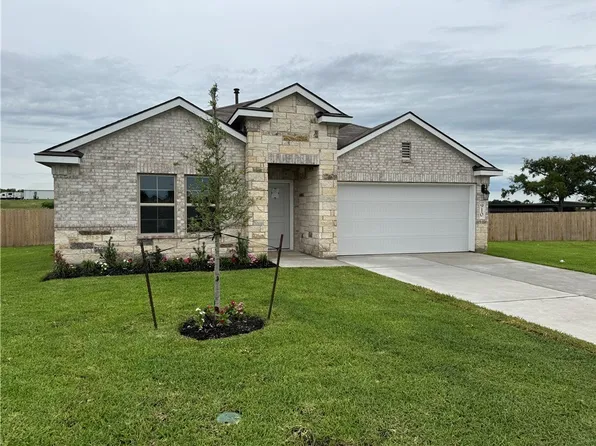 910 Legrand St, Brenham, TX 77833