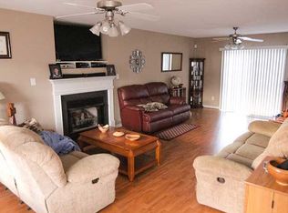 4176 S Pin Oak Dr, Randleman, NC 27317