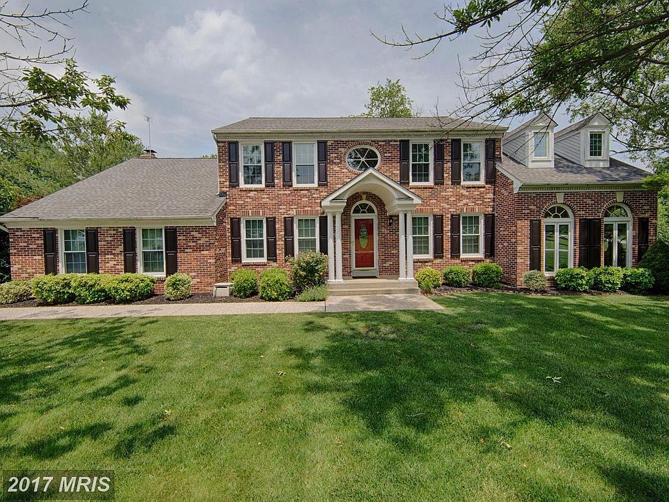 1st image of 212 King Johns Ct