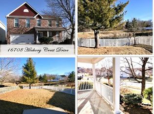 16708 Hickory Crest Dr, Ballwin, MO