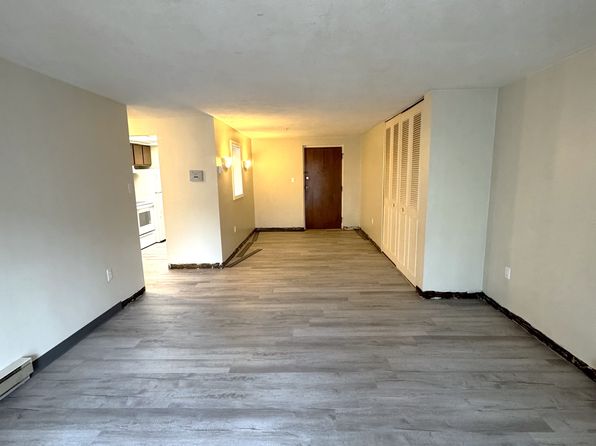 65 Greentree Ln APT 34