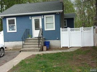 32 Grand St, Wayne, NJ 07470