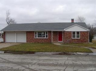 202 N Cherry St, Wright City, MO 63390