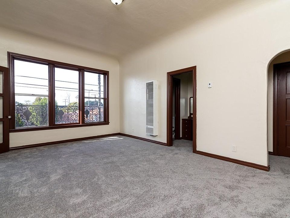 1st image of 5359 10th Ave