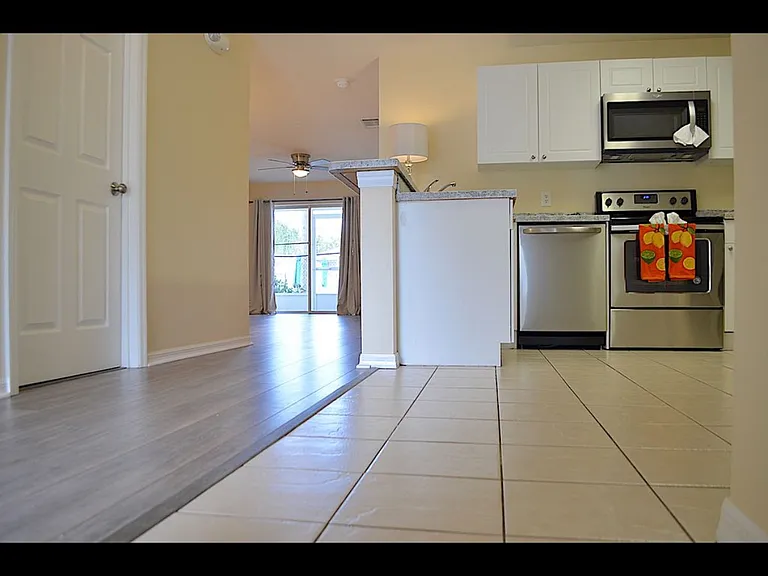 8852 Grand Palms Cir #A — Photo 9