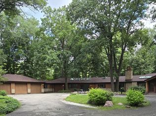 775 Thornmeadow Rd, Riverwoods, IL 60015