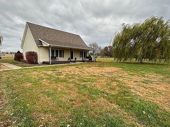 2nd image of 17970 Friendsville Ave