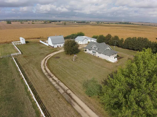 4319 Hickory Ave, Saint Ansgar, IA 50472