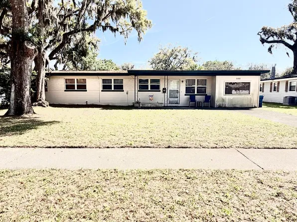 1152 SEBAGO Avenue N, Jacksonville, FL 32233
