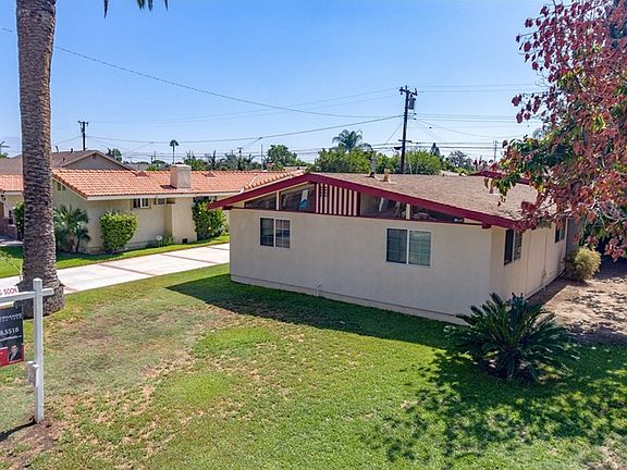 3rd image of 840 Feather Ave