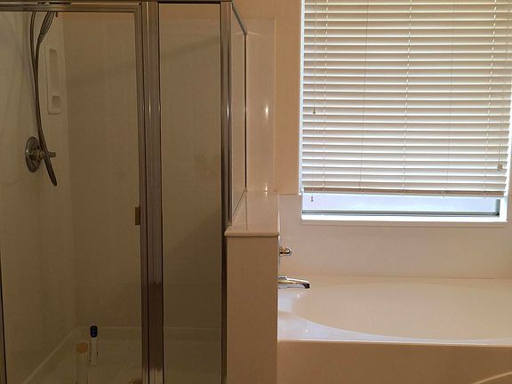 3rd image of 2533 W Apollo Rd