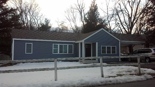 1st image of 15 Apple Ln