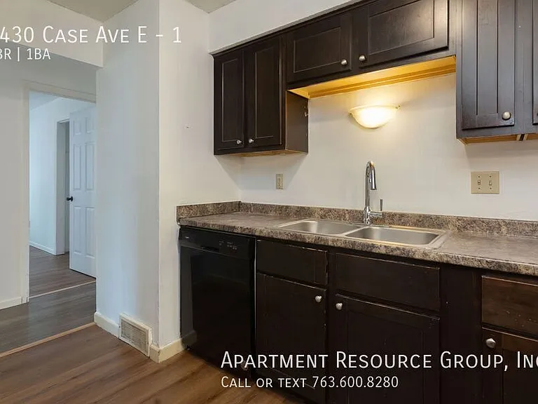 1430 Case Ave E #1 — Photo 7
