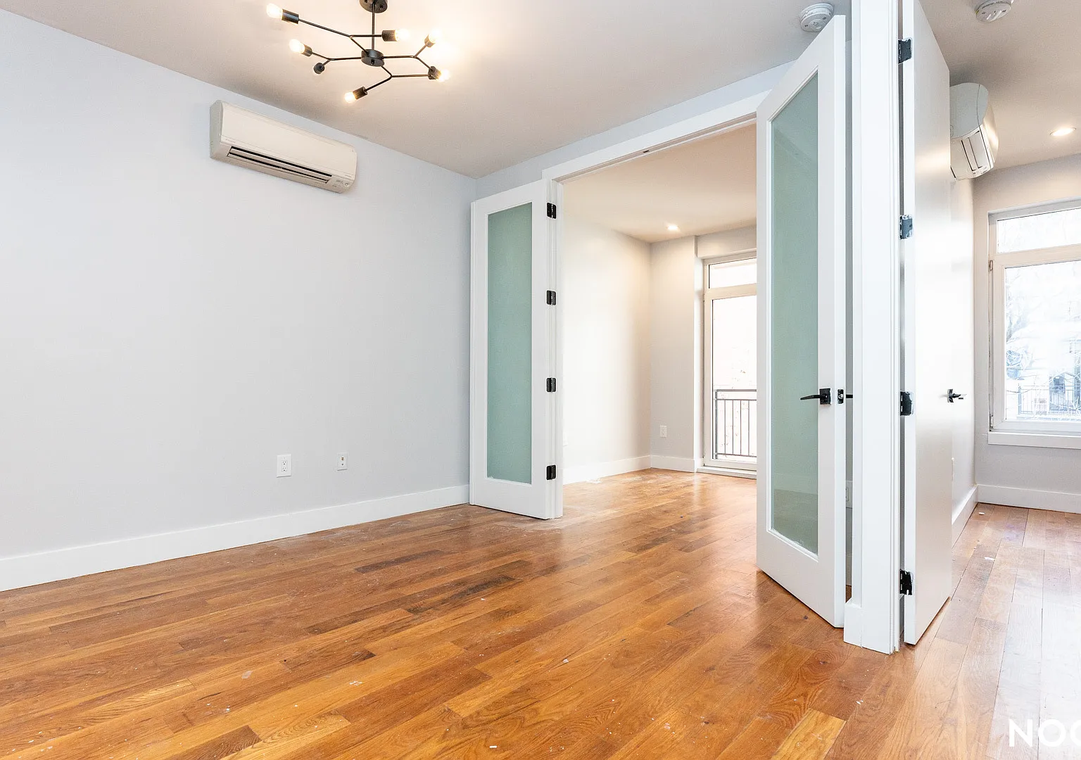825 Monroe Street — Photo 2