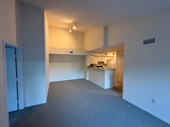 520 SW 111TH Avenue #301, Pembroke Pines, FL 33025