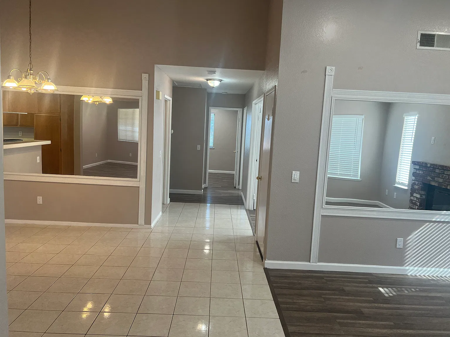 4 bed, 1.5 bath, 1550 sqft, $2,995 — Photo 2