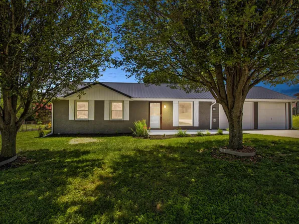 1832 Stratford Pl, Mount Sterling, KY 40353