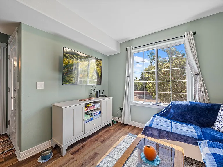 3808 Everton Dr — Photo 3