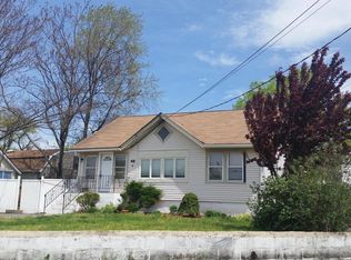 46 Creek Rd, Keansburg, NJ 07734