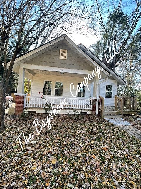 1st image of 926 W Chapel Rd