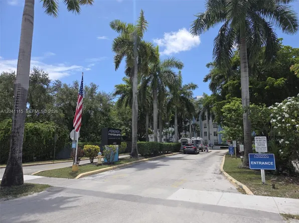 496 NW 165th Street Rd APT D214, Miami, FL 33169