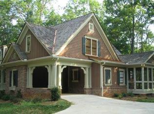 33 Crestwood Trl, Sautee Nacoochee, GA 30571