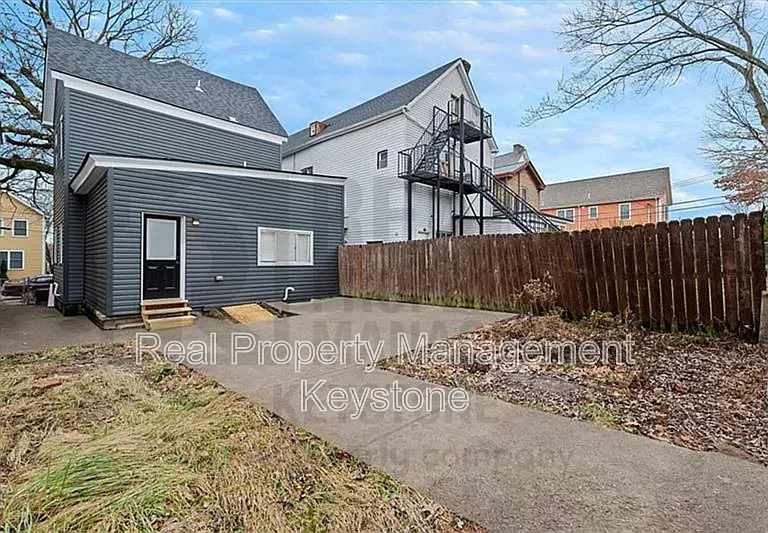 6319 Saint Marie St — Photo 39