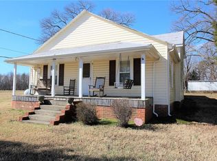 5240 Belews Creek Rd, Walkertown, NC 27051