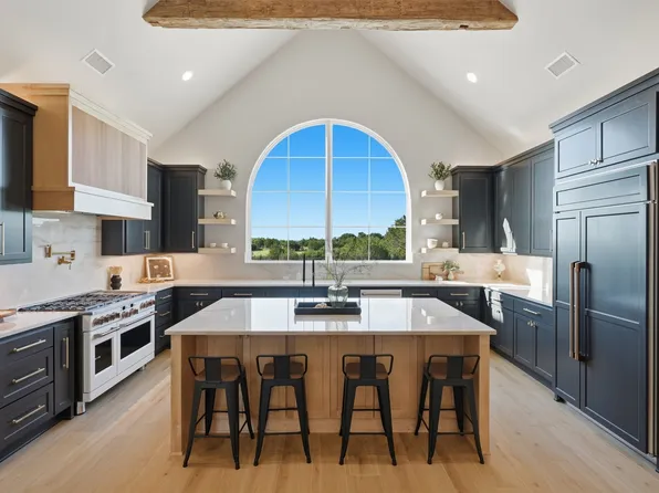 3305 Rio Grande Cir, Cresson, TX 76035