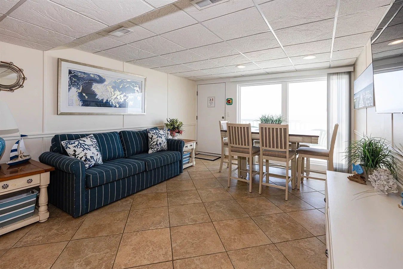 1 bed, 560 sqft, $1,700 — Photo 4