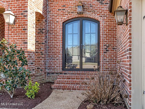 5th image of 4342 Robinson Loop E