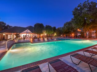 217 Sweetcreek Dr APT A, Ballwin, MO 63021