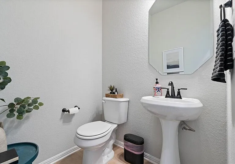 9800 Milton Albert Way — Photo 19