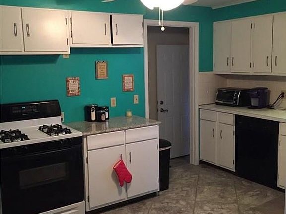 2nd image of 51 Crandon Blvd