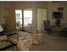 4th image of 6075 Parkwalk Dr
