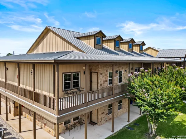 1554 Gruene Rd #A5, New Braunfels, TX 78130