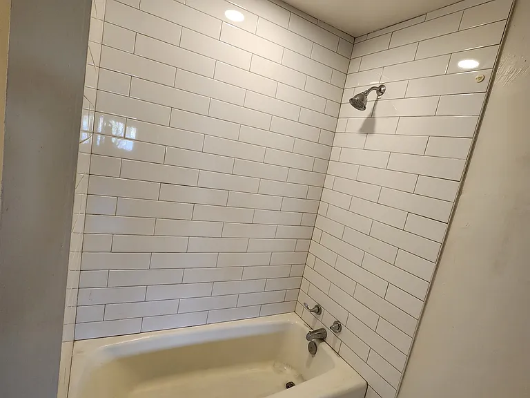 201 E Alice Ave — Photo 20