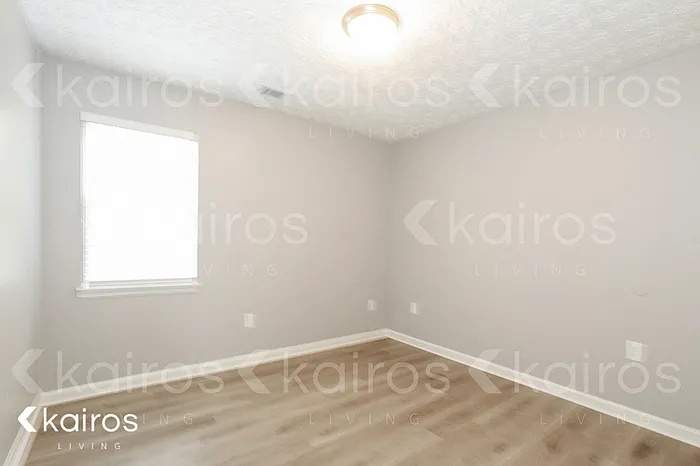 135 Fawn Dr — Photo 7