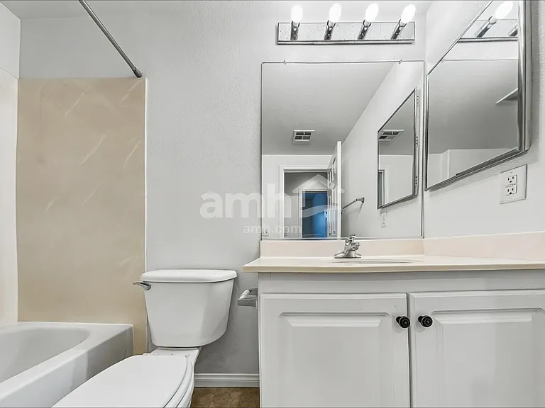 10432 Wellington Manor Ave — Photo 14