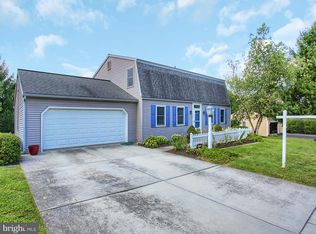 815 Anthony Dr, Mechanicsburg, PA 17050